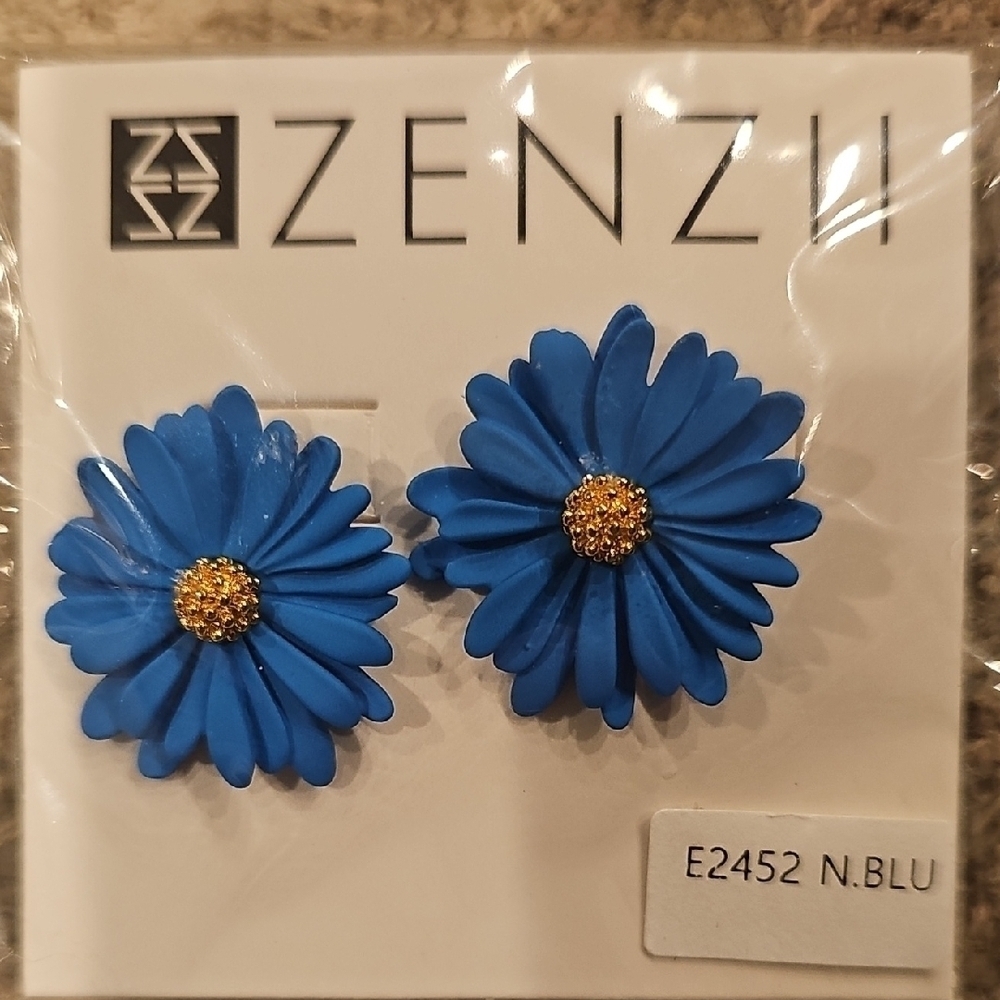 Zenzi Pink and Blue Flower Earrings - Picture 2 of 3